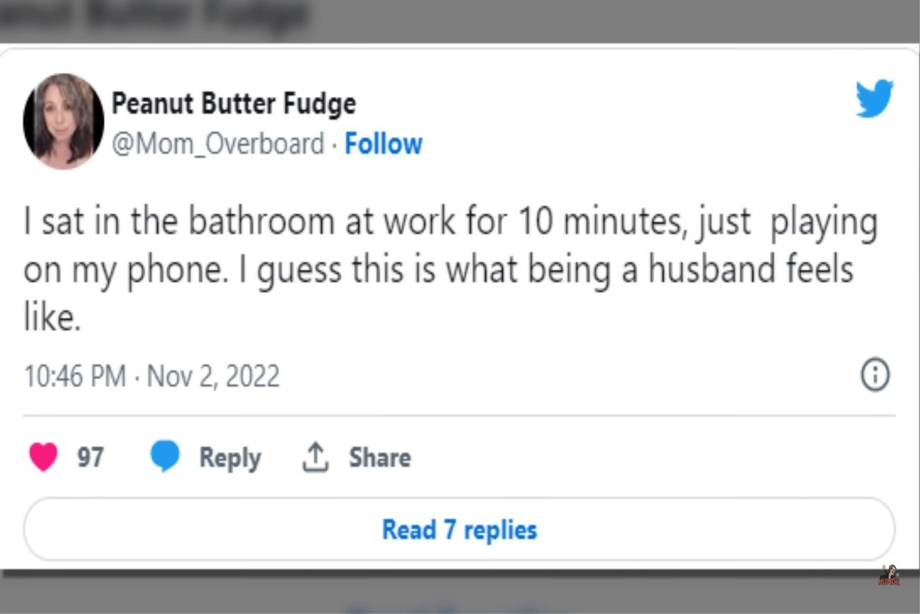 Does your husband play on the phone in the bathroom.jpg