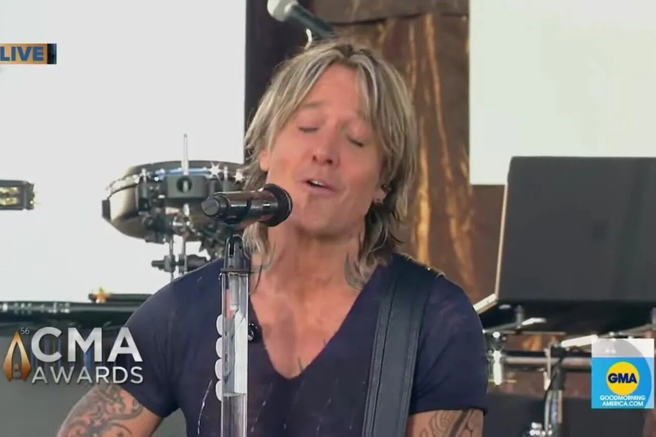 Keith Urban (1).jpg?format=webp